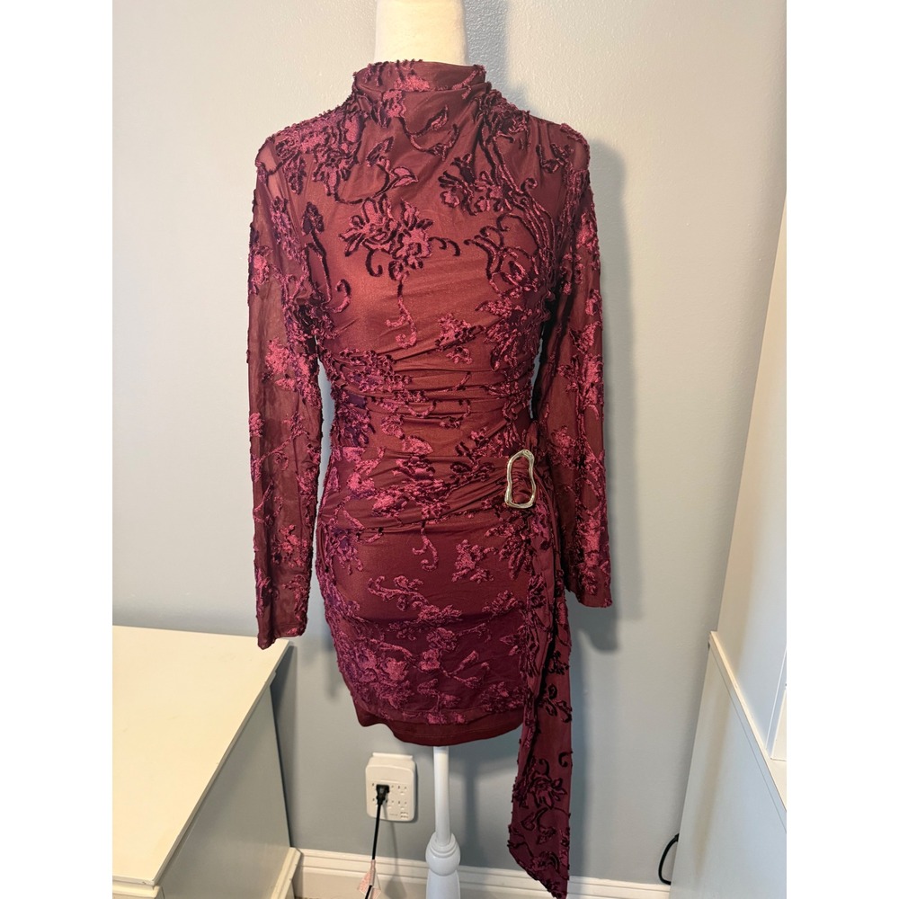 VICI Wine Burgundy Floral Burnout Velvet Mock Neck Bodycon Mini Dress Small